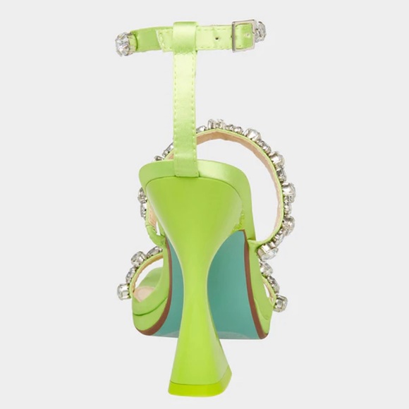 BETSEY JOHNSON CITRON GREEN HEELS 💚 - Picture 5 of 10